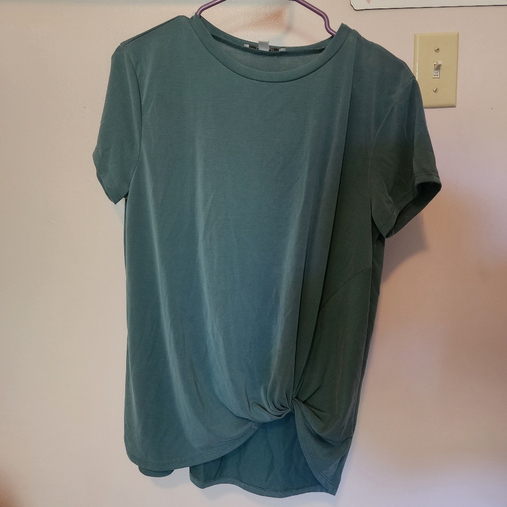 Size Small Women's Top